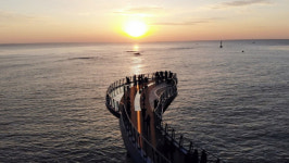 [영상] ‘이색 일출명소’ 청사포 다릿돌전망대에서 본 2019년 기해년 해돋이