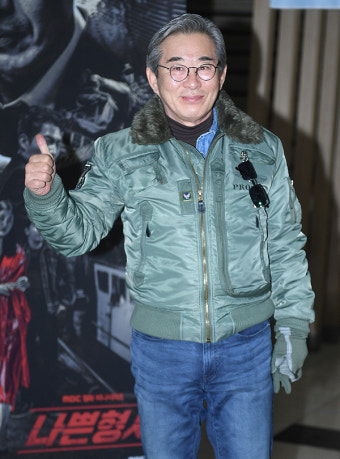 [국제포토] 송민형 “‘스카이캐슬’에서도 병원장. 병원장 전문 배우” (나쁜 형사 종방연)