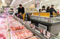 이마트 수입산 냉동 대패삼겹살, 6월까지 가격 동결