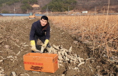 귀촌 <8> 경남 미천면 ‘대금농장’ 김성식 씨 부부