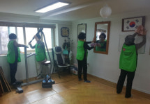 부산 건협 어머니사랑봉사단, 해운대 우2동 경로당 환경정화 봉사활동