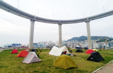 부산 해안가·공원 ‘노지캠핑장’ 소음·쓰레기로 몸살
