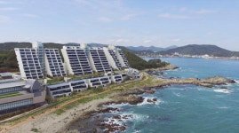 해안 절경에 야생화 감상 재미 더하는 바다 산책길도