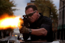 영화 사보타지, 개봉 당시 신선하다 vs난잡하다