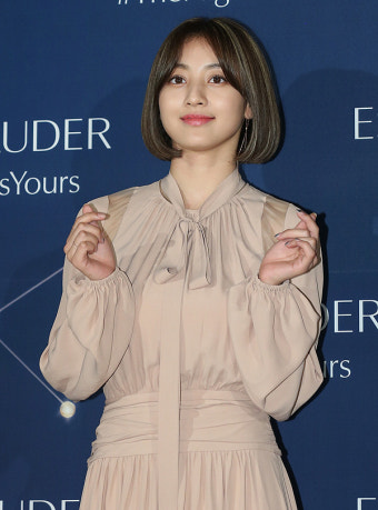 [국제포토] 트와이스 지효 “강다니엘과 공개 열애 인정 후 첫 공식석상”