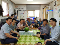 문현3동, ‘건강한 여름나기’ 수박 전달
