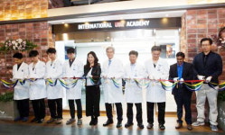 박원욱병원, 양방향 척추 내시경수술 연구소 열어