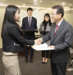 아이에스동서 지역 청소년 400명에 장학금