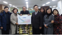 금정구 서2동 엘림교회 쌀 10kg30포 기탁 4년째 변치 않는 이웃사랑 전달