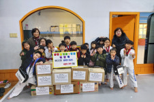 하단2동 행복한 태권도, 사랑의 라면 전달