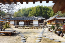 고즈넉한 고택서 즐기는 사색…오래 보니 더 예쁘구나