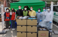 부산진구노인장애인복지관, 부산진구보건소에 도시락 전달