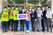 좋은데이나눔재단, 좋은삼선병원에 생수 지원 外
