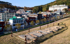 50년만에 돌아온 복천동 고분