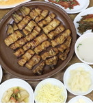65년 된 씨간장 비법양념…고소한 민물장어가 입에서 녹네 녹아