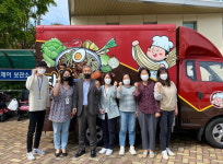 중단된 장애인 급식…푸드트럭이 한 끼 실어 나른다