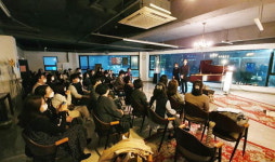 로컬크리에이터를 찾아서 수영구 ‘라움 프라다 바코’