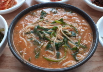 최원준의 음식 사람 <36> 금산 인삼어죽