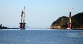 거문교 공사 한창