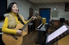 “소외받는 이웃에 노래로 용기 심어요”