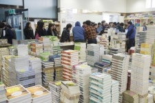 새학기 대학가 서점 ‘북적’