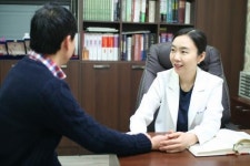 [40대 남성 건강, 이것만은] 신체기능 쇠퇴기 … 하루 20분이라도 걸어라