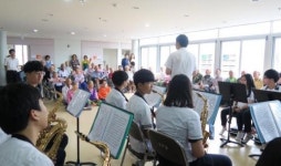 화순능주중학교 재능기부에 지역 어르신 웃음꽃 ‘활짝’