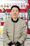 안경점 2층에 ‘개미사랑방’ 연 아이사랑 배훈 대표