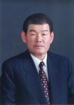40여년간 장학사업 펼친 유귀석 완도금일유성장학회장