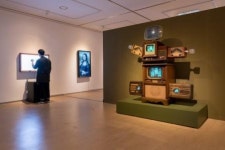 미디어아티스트 백남준과 이이남의 만남