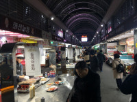 전주 ‘추억의 포장마차 거리’ 입맛 당기네