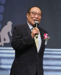 ‘불멸의 4할 타자’ 백인천, 공로패 받는다