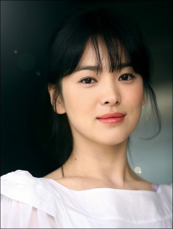 송혜교 해명, 조인성 관련 증권가 루머…