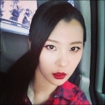 선미 흑발 셀카, 하얀 피부에 붉은 입술…뱀파이어 섹시녀 인정
