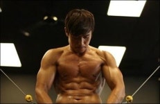 이병헌 이지연 카톡공방 와중에 이병헌 몸 그렇게 키우더니…