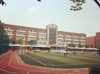 딴따라 강민혁, 모교 사진 SNS에 찰칵.. 누리꾼 반응은?