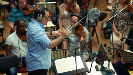 [포토] ‘영화음악 거장’ 한스 짐머 작업과정 공개된다 ‘스코어: 영화음악의 모든것’