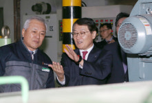 위성호 신한은행장, 경기 공단지역 현장경영