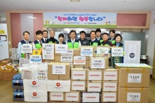 (주)한샘푸드 한국면세점협회점 | 프랜차이즈협회, 사회봉사활동 '함께하면 행복합니다' 유종의 미