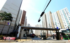 갈라지고 물 새는 HDC현대산업개발 아이파크