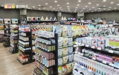 반려동물용품 전문점 폴리파크, 자체 제작 브랜드(PB상품) 강화… 매출 신장에 기여