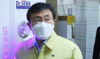 권덕철 복지장관, 코로나19 음성 판정…정은경 청장도 검사