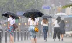 [오늘날씨] 전국 소나기, 제주 50~150mm 비