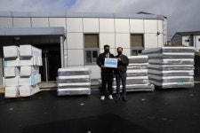 더갤러리가구, 성만원에 코르시카나 매트리스 후원