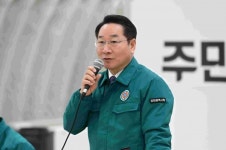 유정복 인천시장, '서해5도 대피시설·정주여건 개선' 팔 걷어