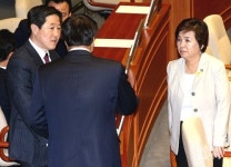 암웨이 IBO 홍명희 | [포토] 2000만원 기부금 낸 윤명희