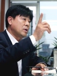 직원들 위해 목숨 건 김용래 주택관리공단 노조위원장