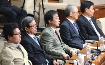 [포토] 진지한 대법관후보자 인사청문회 참고인들