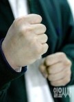 동네 조폭 vs 격투기 선수 원투 펀치로 기절