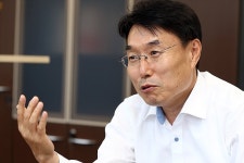  법조인 1호 물류학 박사 김천수 효성그룹 법무실장
